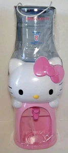 Hello Kitty Mini Dispenser Acqua Sanrio 8 Bicchieri NUOVO Scrivania Ufficio Dormitorio Bevanda - Foto 1 di 12