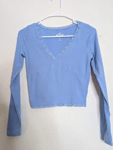 Hollister Baby T-Shirt Spitze Damen Größe Small Must Have Collection Langarm Y2K - Bild 1 von 7