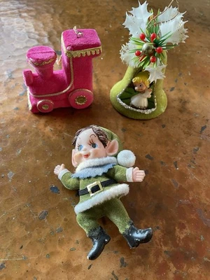 Lote De Colección Adornos Navideños Flocados Elfo Ángel Tren Set 3 Foto 1 de 4