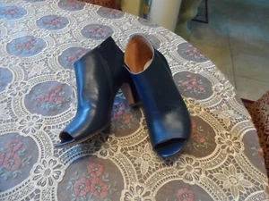 Maison Martin Margiela Light Blue Leather Ankle Boots Size 38B - Picture 1 of 16