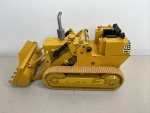 NZG 1/24 Scale diecast Caterpillar 941 Kettenlader Track Loader made Germany - Picture 1 of 12