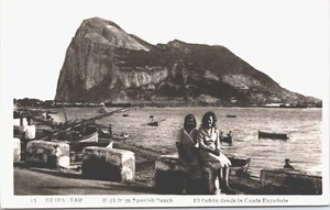 Gibraltar La Roca de la Playa Española Vintage RPPC B115 - Imagen 1 de 2
