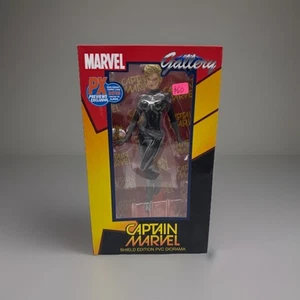 Marvel Gallery SDCC Previews PX Exclusive Captain Marvel Statue #1 Of #4000 - Picture 1 of 7