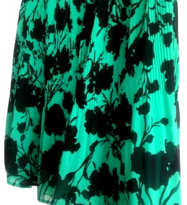 Elle Skirt Womens Size S Multi Floral Short Pleated Green Flowy Flared Lined - Image 1 of 4