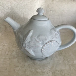 Blue Sky Keramik Muschel Küstenmenagerie Teekanne hellblau - Bild 1 von 16