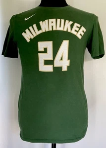 Nike Milwaukee Bucks Pat Connaughton Double Sided Graphic T-Shirt Size Medium - Picture 1 of 5