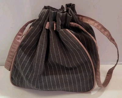 Victoria’s Secret Drawstring Bag Pinstriped Lined Stand-up Pre-owned  - Image 1 of 4