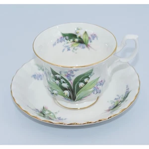 Royal Albert Summertime Series CHEVERELL Tea Cup and Saucer Set - Picture 1 of 6