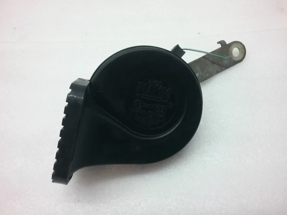 GALANT 1999 2000 01   2002 03 SIGNAL  Horn HO-96P Foto 1 de 4