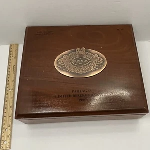 Scatola portasigari in legno vuota vintage Partagas riserva limitata Decadas 1995 - Foto 1 di 16