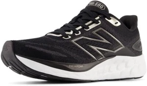 New Balance Women's Fresh Foam 680 V8 Running Shoe, Black, size 8.5 US B Medium - Picture 1 of 8