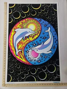 Original 2009 Delphin Ying Yang Schwarzlicht Poster #VPA2015 23"X35" Pyramide  - Bild 1 von 5