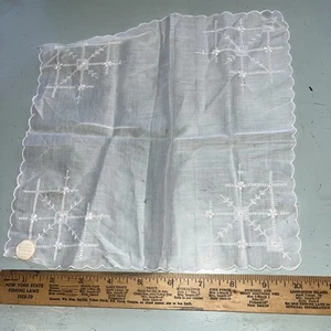 Hankie bianco ricamo cotone 10” vintage retrò anni 80 Austria come nuovo sposa’s - Foto 1 di 6