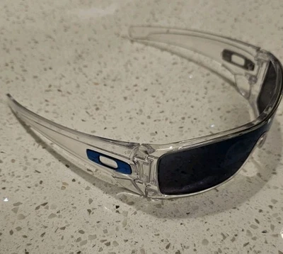 OAKLEY Batwolf Sunglasses Crystal Ice Iridium Blue  OO9101-07 (Frames Only!) - Image 1 of 4