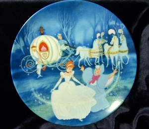 Vintage Disney 1988 Knowles limitiert Cinderella BIBBIDI-BOBBIDI-BOO 10" Teller - Bild 1 von 2