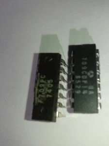 2x IC BAUSTEIN UA709 = LM709 DIP merce top, no Cina 19915-168 - Foto 1 di 3