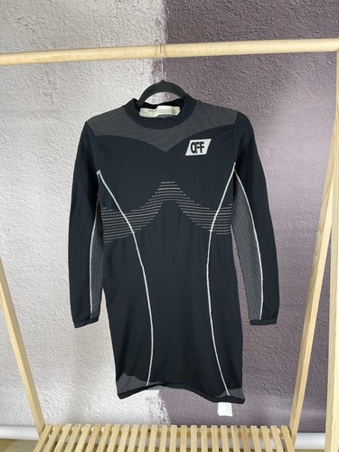 Abito Off White c o Virgil Abloh logo sportivo nero