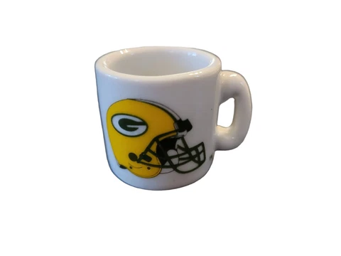NFL Green Bay Packers Mini Miniature Ceramic Mug Vintage Collectible 1.25” Cover