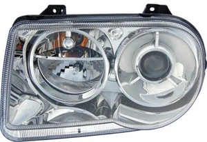 2005-2010 300c HID headlight assembly Left - Picture 1 of 1
