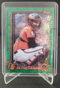 🔥2025 Topps Cromo ADLEY RUTSCHMAN VARIACIÓN DE IMAGEN VERDE BRILLO /99 🔥 - Imagen 1 de 1