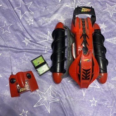 Tyco Hot Wheels RC Red Terrain Twister + Control remoto y baterías sin cargador sin probar Foto 1 de 3