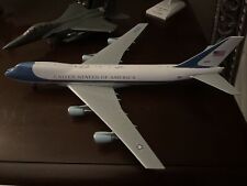 Gemini 1/200 Scale Diecast Model Of Airforce One. 