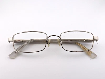 Gafas Nike, solo monturas, 048, 130 negras/blancas y plateadas Foto 1 de 4