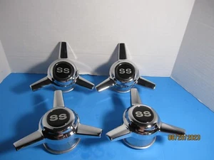 1 KIT OF 4 CAPS 3 BAR SPINNERS /KNOCK OFF APPLIANCE  MAG WHEELS 3 1/8 HOLE GSS - Picture 1 of 2