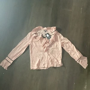 Fashion Nova No Need Drama Bluse Rosa Größe M - Bild 1 von 8