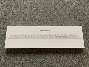 Apple Magic Keyboard with Numeric Keypad - British English - Picture 1 of 2