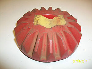 New Holland GEAR for Grinder Mixers  (Part # 64860) also (Part # 80064860)