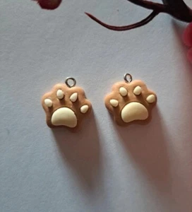 X 2 pendentifs / Breloques patte chat - acrylique - 2 x 2.2 Cm - Imagen 1 de 1