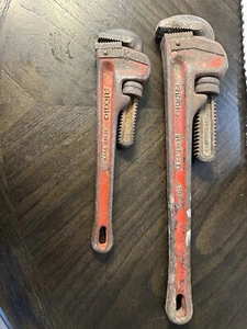 Coppia di chiavi a tubo ridgid resistenti 18" e 12" resistenti - Foto 1 di 13