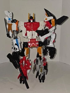 Transformers Combiner Wars Superion - Picture 1 of 4