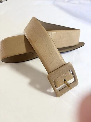 Cinturón Ann Taylor Croc ancho de cuero tostado en relieve mediano Foto 1 de 4