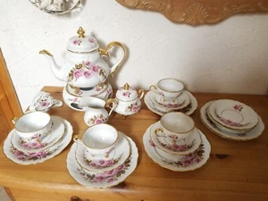 "WEIMAR PORZELLAN" KAFFEESERVICE 4 Personen - Blumendekor Goldrand - Bild 1 von 11