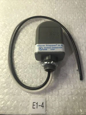 * New Cooper Power Systems Storm Trapper H.E. Surge Arrester 526F ASZH # - Image 1 of 4
