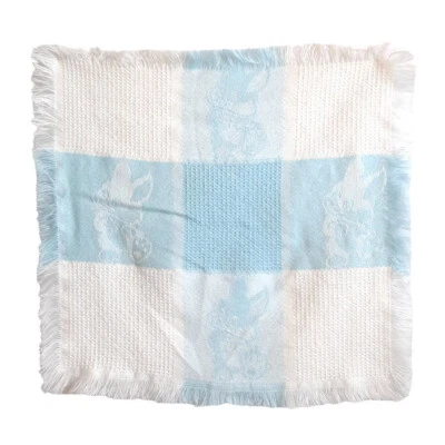 Винтажные квадраты кролика кролика сплетенный белый синий Baby одеяло бахрома 16,5 «X 17,5» - Изображение 1 из 4