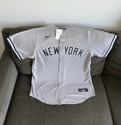 Camiseta Nike Auténtica New York Yankees Aaron Judge #99 Gris MLB Para Hombre Talla: L Foto 1 de 4