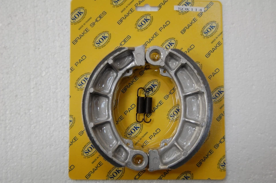 ZAPATOS DE FRENO TRASEROS + Muelles aptos para KYMCO Venox 250, 2000-2015 Venox250 Foto 1 de 1