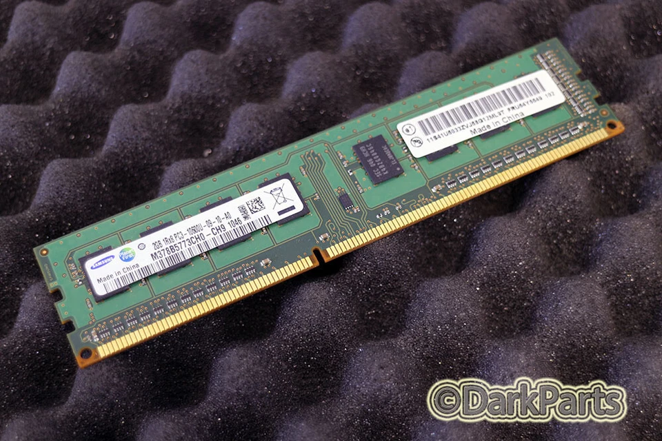 Samsung M378B5773CH0-CH9 PC3-10600U-09-10-A0 2GB Memory RAM - Image 1 of 1