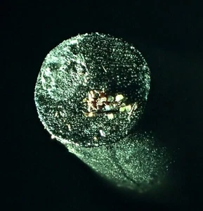 SELTENE THOMASCLARKEITE-(Y) Kristalle feine mineralische Probe Mont Saint Hilaire QK CA - Bild 1 von 7