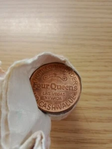 FREE PLAY SLOT TOKEN COIN FOUR QUEENS CASINO 1989 GD MINT LAS VEGAS NV COPPER - Picture 1 of 4