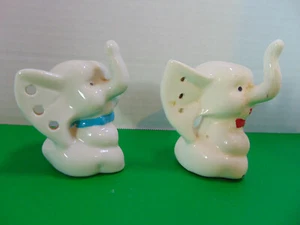 Pair of Vintage Elephant Porcelain Ring Holder and Earring Holder - Picture 1 of 9