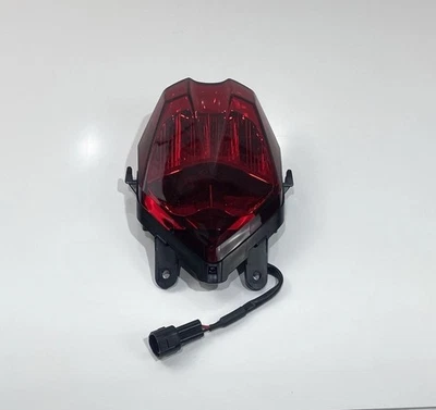 ♻️ Luz trasera freno luz trasera Triumph Street Triple 765 RS 2023 - 2025 ♻️ Foto 1 de 4