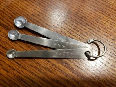 HIC DASH PINCH SMIDGEN STAINLESS STEEL MEASURING SPOONS - Image 1 of 2