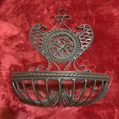 Hierro Forjado Jardín Decoración Planta Cesta Colgante Pared Estante Pájaro Flores Retorcido Foto 1 de 4