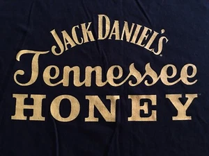 JACK DANIEL'S TENNESSEE HONEY WHISKY GRÁFICO - CAMISETA- GRANDE-RARA- EUC - Imagen 1 de 4