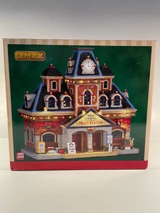 LEMAX MAIN TERMINAL TRAIN STATION #75194 EXTERIOR LIGHTED BUILDING NEW IN BOX - Picture 1 of 4