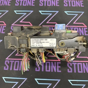 FORD F250 F350 INTERIOR FUSE BOX JUNCTION RELAY 2003-2004 3C3T-14A067-BH - Picture 1 of 5